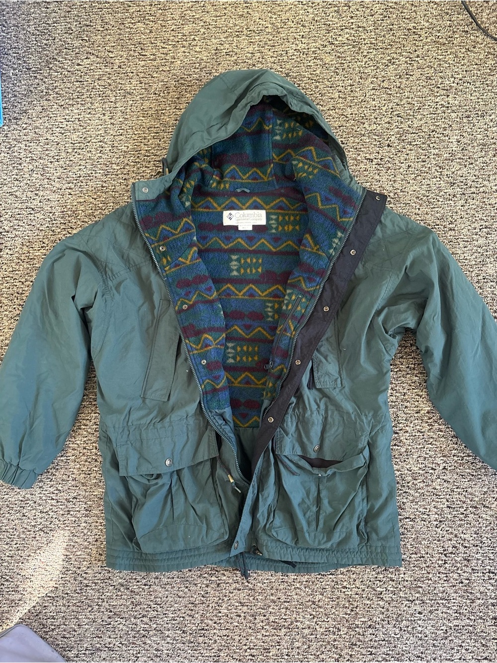 Vintage 90s Columbia Green Hooded Jacket with Aztec Fleece Lining